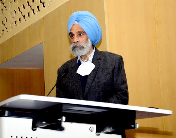  Dr. Parkash Singh Brar, Director of Extension Education Addressing